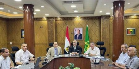 بالبلدي: مدير
      تعليم
      القليوبية
      يتابع
      سير
      امتحانات
      الثانوية
      من
      غرفة
      العمليات
      المركزية