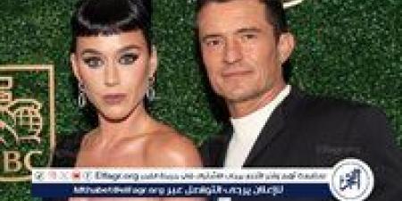 بالبلدي: كايتي
      بيري
      وأورلاندو
      بلوم
      مجددًا
      معًا
      بعد
      الانفصال..
      إجازة
      عائلية
      على
      يخت
      جيف
      بيزوس
      تثير
      الجدل