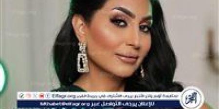 بالبلدي: وفاء
      عامر
      تتصدر
      تريند
      جوجل
      بعد
      تعليقها
      على
      صور
      عادل
      إمام
      وعبلة
      كامل:
      "المحبة
      الحقيقية
      لا
      تُشترى"