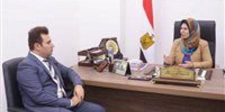 بالبلدي: نائب
      محافظ
      دمياط
      تبحث
      تطوير
      وتحسين
      جودة
      الخدمات