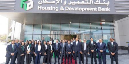 بالبلدي : بنك
      التعمير
      والإسكان
      يواصل
      مسيرة
      توسعه
      الجغرافي
      بافتتاح
      أحدث
      فروعه
      بالقاهرة
      الجديدة