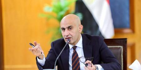 بالبلدي: طلاب
      الثانوية
      يختتمون
      الامتحانات
      2025
      غدًا..
      ما
      هي
      توجيهات
      وزير
      التعليم؟