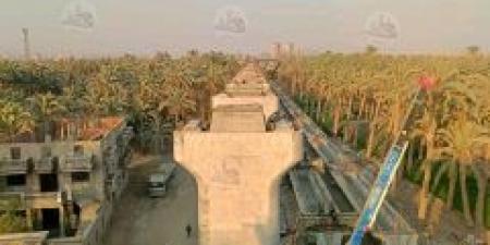 بالبلدي: بأيادي
      مصرية
      خالصة..
      كوبرى
      القطار
      الكهربائي
      يربط
      بين
      البحرين
      الأحمر
      والمتوسط