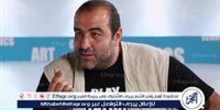 بالبلدي: وفاة
      المخرج
      سامح
      عبد
      العزيز
      وتشييع
      الجنازة
      عصرًا
      من
      مسجد
      الشرطة