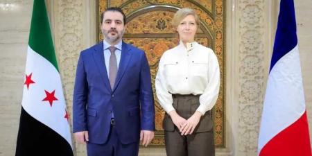 وزير
الخارجية
السوري
ومستشارة
ماكرون
يبحثان
سبل
تعزيز
العلاقات