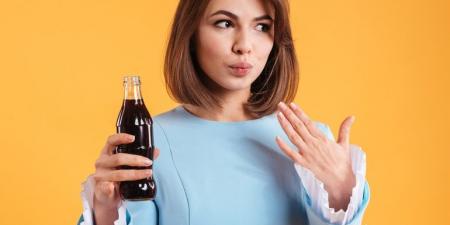 بالبلدي : ماذا يحدث للجسم بعد التوقف عن شرب الصودا دايت