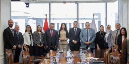 بالبلدي : التعاون
بين
هيئة
الشراء
الموحد
وشركة
أورجانون
الأمريكية
لتعزيز
توطين
صناعة
منتجات
دعم
صحة
المرأة
في
مصر