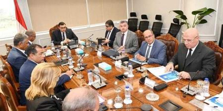 بالبلدي : وزير
الإسكان
يتابع
الموقف
التنفيذي
لمشروعات
المرحلة
الأولى
للمبادرة
الرئاسية
”حياة
كريمة”