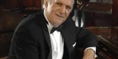 بعد
نقله
للعناية
المركزة..
مديرة
أعمال
عمر
خيرت:
دور
برد
تسبب
بضيق
تنفس
شديد