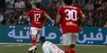 بالبلدي: الأهلي
يحدد
خياراته
الدفاعية..
شوبير
يكشف
الأقرب
للانضمام