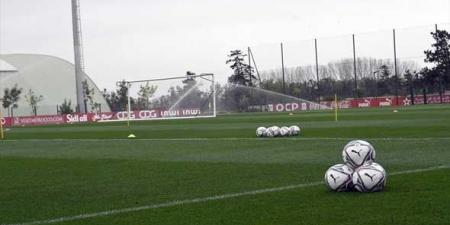 بالبلدي: وفاة
مفاجئة
لاعب
أوكراني
سابق
بعد
مباراة
خيرية