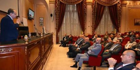 مجلس
الشيوخ
يستأنف
البرنامج
التدريبي
المخصص
للاعضاء
الجدد