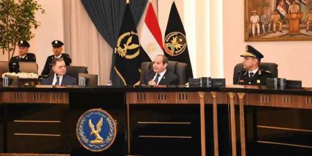 الرئيس
السيسي:
لازم
نشتغل
بجودة
كويسة
في
كل
قطاعات
الدولة
لتحقيق
معدلات
نمو
اقتصادي
متقدمة