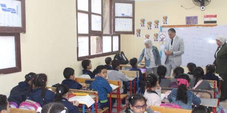 بالبلدي: تعليم
      الجيزة
      تحيل
      موجهين
      ومتابعين
      للتحقيق
      بإدارة
      الدقي
      لرصد
      مخالفات
      بدرجات
      الطلاب