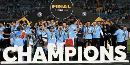 بيراميدز
      يتوج
      بجائزة
      أفضل
      نادٍ
      في
      إفريقيا
      لعام
      2025