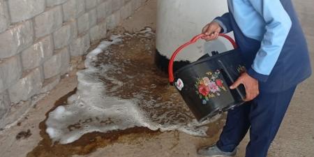 بالبلدي: سائقون
      "يتبولون"
      على
      أعمدة
      موقف
      عدلي
      منصور
      ببني
      سويف..
      والمحافظة
      تتحرك
      فورًا