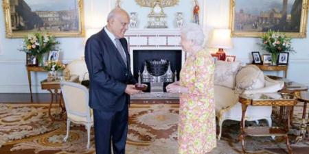 بالبلدي: «مجدى
      يعقوب»
      الفلاح
      الشرقاوى
      الذى
      حلم
      بزراعة
      البرتقال!