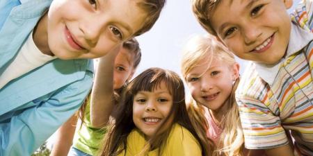 بالبلدي : كيف تتعامل مع طفلك خلال مراحل الطفولة المختلفة؟