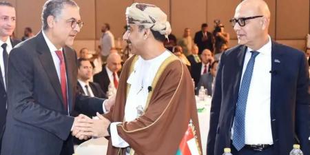 هيئه
الاستثمار
تشارك
في
المؤتمر
”المصري
العُماني”
لمناقشة
فرص
الشراكة
بين
مصر
وسلطنة
عُمان