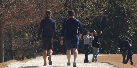 بالبلدي: المشي اليومي.. عادة بسيطة قد تُؤخّر إصابتك بالزهايمر لسنوات طويلة