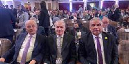 بالبلدي : رئيس
جامعة
أسوان
يشارك
في
احتفالية
جامعة
القاهرة
خلال
الزيارة
التاريخية
لرئيس
كوريا