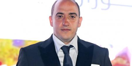 بالبلدي : بالصور
      ..
      وائل
      سعيد
      يكشف
      تفاصيل
      “جوزال
      سيتي”
      أحدث
      مشاريع
      معمار
      المعز
      باجمالي
      استثمارات
      5
      مليار
      جنيه
      بقلب
      مدينة
      السادات