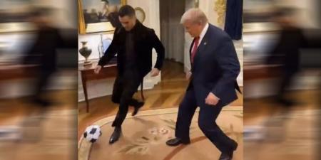 بالبلدي: ترامب ينشر فيديو يلعب الكرة مع رونالدو بالمكتب البيضاوي معدلا بالذكاء الاصطناعي ويشعل تفاعلا