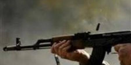 بالبلدي: تفاصيل
      تعدى
      شخص
      على
      شقيقه
      وأبنائه
      وإصابتهم
      بطلقات
      نارية
      بقنا