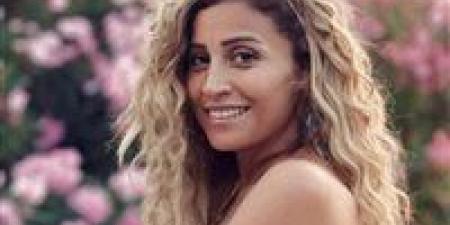 بالبلدي: مباحث
      الإنترنت
      تحقق
      في
      اتهام
      4
      صفحات
      بتشويه
      صورة
      دينا
      الشربيني