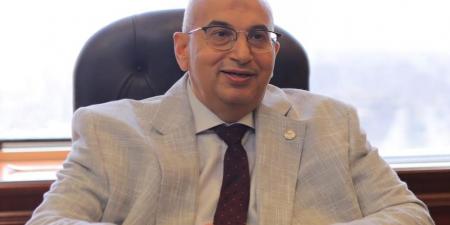 بالبلدي : «خبراء
      الضرائب»:
      الطوفان
      الصيني
      يهدد
      صناعة
      زجاج
      السيارات
      في
      مصر