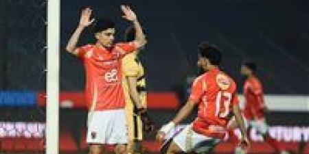 بالبلدي : بن
      شرقي
      وحمدالله
      يقودان
      قائمة
      المغرب
      المشاركة
      في
      كأس
      العرب
      2025