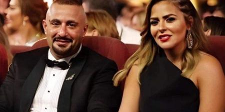 بالبلدي: أحمد
السقا
يعلق
على
أزمة
مها
الصغير
واللوحات
المسروقة:
«ربنا
يكفيك
شر
الغفلة»