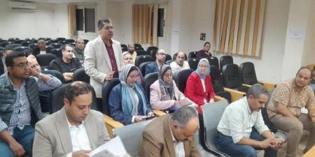 بالبلدي: خلال
      لقائه
      مديري
      المستشفيات..
      مدير
      صحة
      البحيرة:
      لجنه
      متعددة
      التخصصات
      لتقييم
      الأداء
      وتجديد
      التكليفات