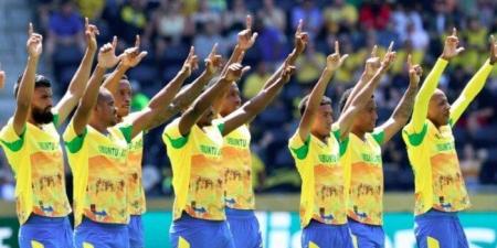 بالبلدي: صن
      دوانز
      يضرب
      سانت
      إيلوي
      بثلاثية
      ويتصدر
      مجموعته
      بدوري
      أبطال
      إفريقيا