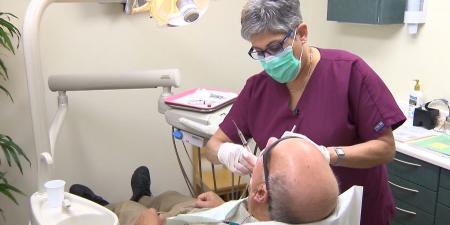 بالبلدي: أسنان صحية.. جسم صحي.. كيف تحميك العناية بالفم من الأمراض