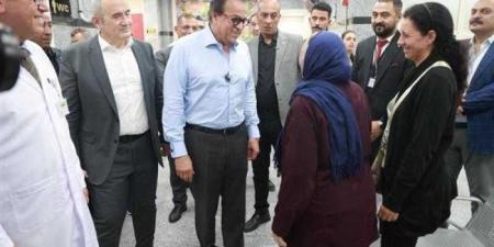 بالبلدي : وزير
الصحة
يتفقد
أعمال
تطوير
مبنى
العيادات
الخارجية
بمستشفى
الجمهورية
التعليمي