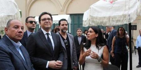 بالبلدي : وزير
الثقافة
يشهد
انطلاقة
فعاليات
“أسبوع
القاهرة
للتصميم
2025”
تحت
شعار
“صمّم…
حتى
أراك”