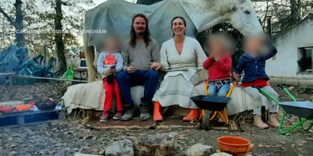 بالبلدي: بعد تسمم إثر تناول "فطر بري".. حكم قضائي لفصل أطفال عن والديهم يثير جدلا بإيطاليا