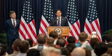 بالبلدي: خلافات
في
واشنطن
قبيل
لقاء
سويسرا
وروبيو
يؤكد
أن
المقترح
الأوكراني
موقف
معتمد
وليس
قائمة
أمنيات
لروسيا