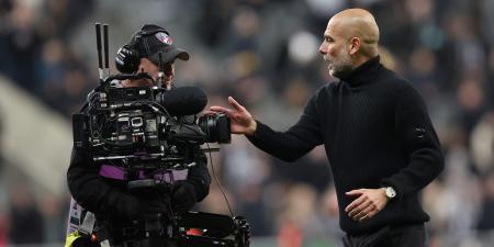 belbalady بعدما صرخ بوجهه عقب هزيمة مانشستر سيتي.. غوارديولا يوجه هذه الرسالة إلى مصور