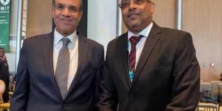 وزير
      الخارجية
      والهجرة
      يلتقي
      نظيره
      الجيبوتي
      لاستعراض
      مجمل
      العلاقات
      الثنائية