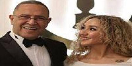 بالبلدي: أشرف
      عبد
      الباقي:
      فوجئت
      باختيار
      ابنتي
      زينة
      لإخراج
      «ولد
      بنت
      شايب»