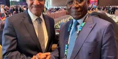 وزير
      الخارجية
      يلتقي
      نظيره
      الإيفواري
      لبحث
      تعزيز
      العلاقات
      الثنائية
      وتنسيق
      المواقف
      في
      القضايا
      ذات
      الاهتمام
      المشترك