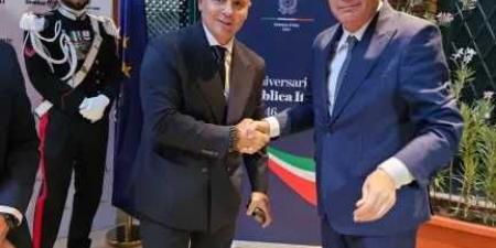 سفير
      تركيا
      يهنئ
      إيطاليا
      بعيدها
      الوطني
      ويؤكد
      أهمية
      الشراكة
      الثلاثية
      بين
      مصر
      وتركيا
      وإيطاليا