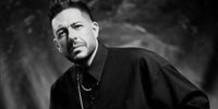 بالبلدي: محمد
حماقي
يواصل
حصد
الأرقام
القياسية
على
أنغامي..
أكثر
من
15
مليون
استماع