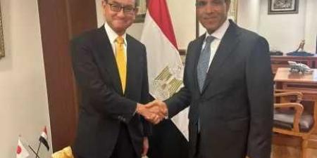 وزير
      الخارجية
      يلتقي
      رئيس
      لجنة
      العلاقات
      الخارجية
      بالحزب
      الليبرالي
      الديمقراطي
      الحاكم