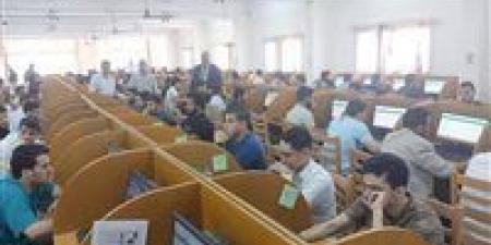 بالبلدي : نائب
      رئيس
      جامعة
      الأزهر
      يؤكد
      نجاح
      منظومة
      التحول
      الرقمي
      في
      تقييم
      الطلاب