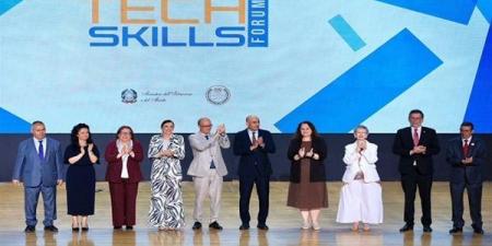 بالبلدي: القاهرة
      تقود
      التعليم
      التقني
      بالمتوسط..
      وزير
      التربية
      والتعليم
      يطلق
      رسائل
      التحول
      الرقمي