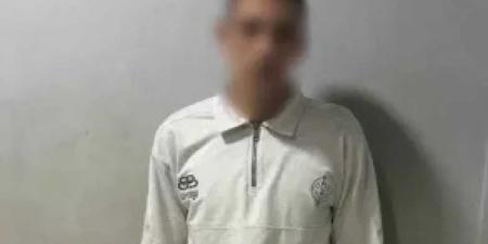 ضبط
متهم
بالاستيلاء
على
هاتفين
من
متعلقات
فتاة
بعد
عودته
من
الخارج