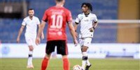 بالبلدي: بعد
      إخفاق
      الموسم
      الماضي..
      اتحاد
      جدة
      يتقدم
      بعرض
      لضم
      لاعب
      الشباب